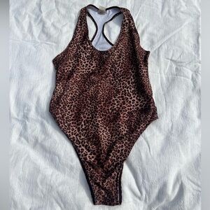 Montce Leopard One Piece Size L